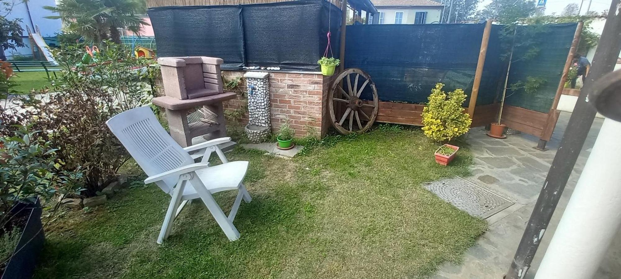 Casa Appartamento Vacanze La Fermata Delle Rondini Castello di Annone Eksteriør billede