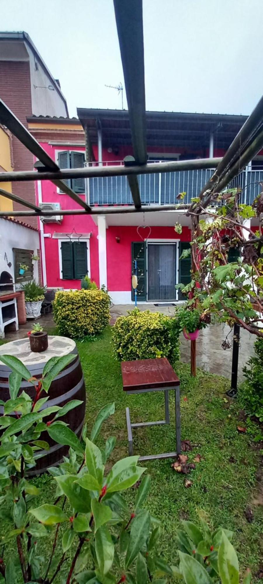 Casa Appartamento Vacanze La Fermata Delle Rondini Castello di Annone Eksteriør billede