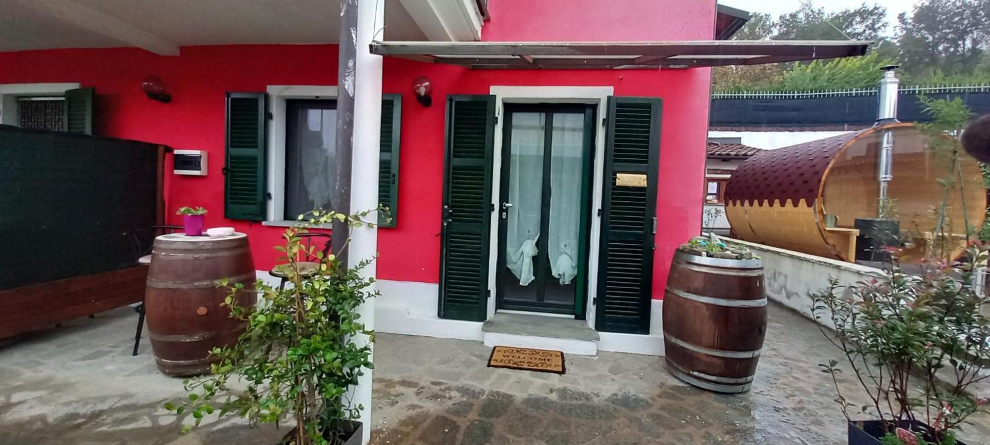 Casa Appartamento Vacanze La Fermata Delle Rondini Castello di Annone Eksteriør billede